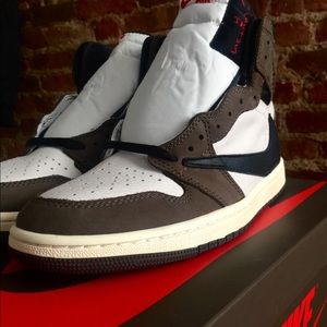 travis scott jordan 1 ua